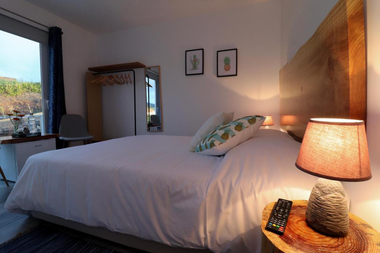 Casa Baleia A Vista Bed & Breakfast Algarvia Bagian luar foto